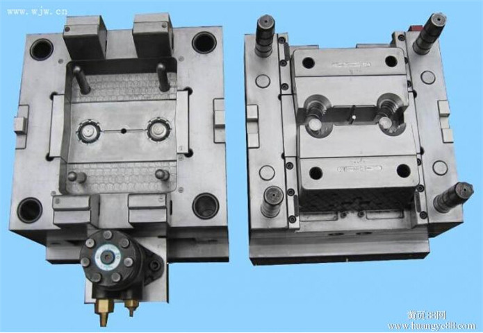 Core pull mould-1
